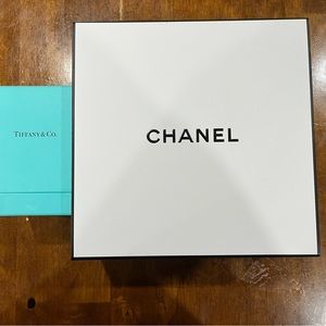 Chanel & Tiffanys Display Boxes 🤑Two🤑. For the price of one! Make A OFFER ✅